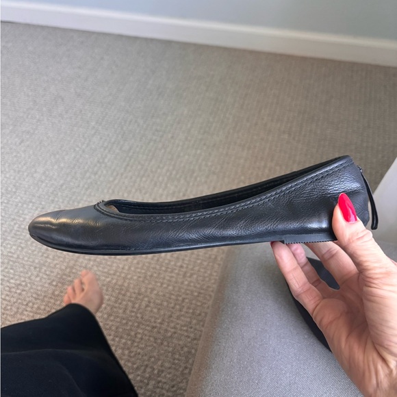 Frye Women's Black Leather Loafers - Picture 8 of 10